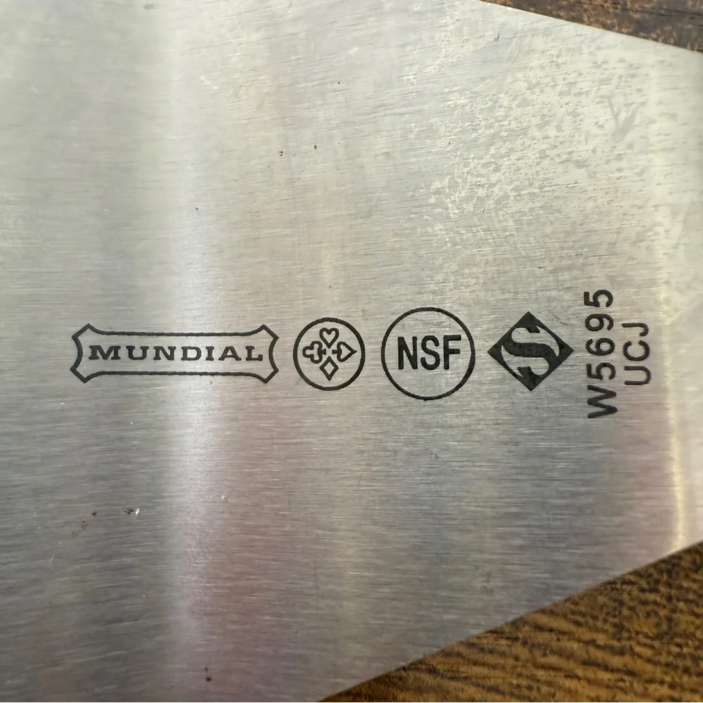 NSF Mundial W5695 White Handle Metal Spatula Pie Cake Server StainlessCommercial